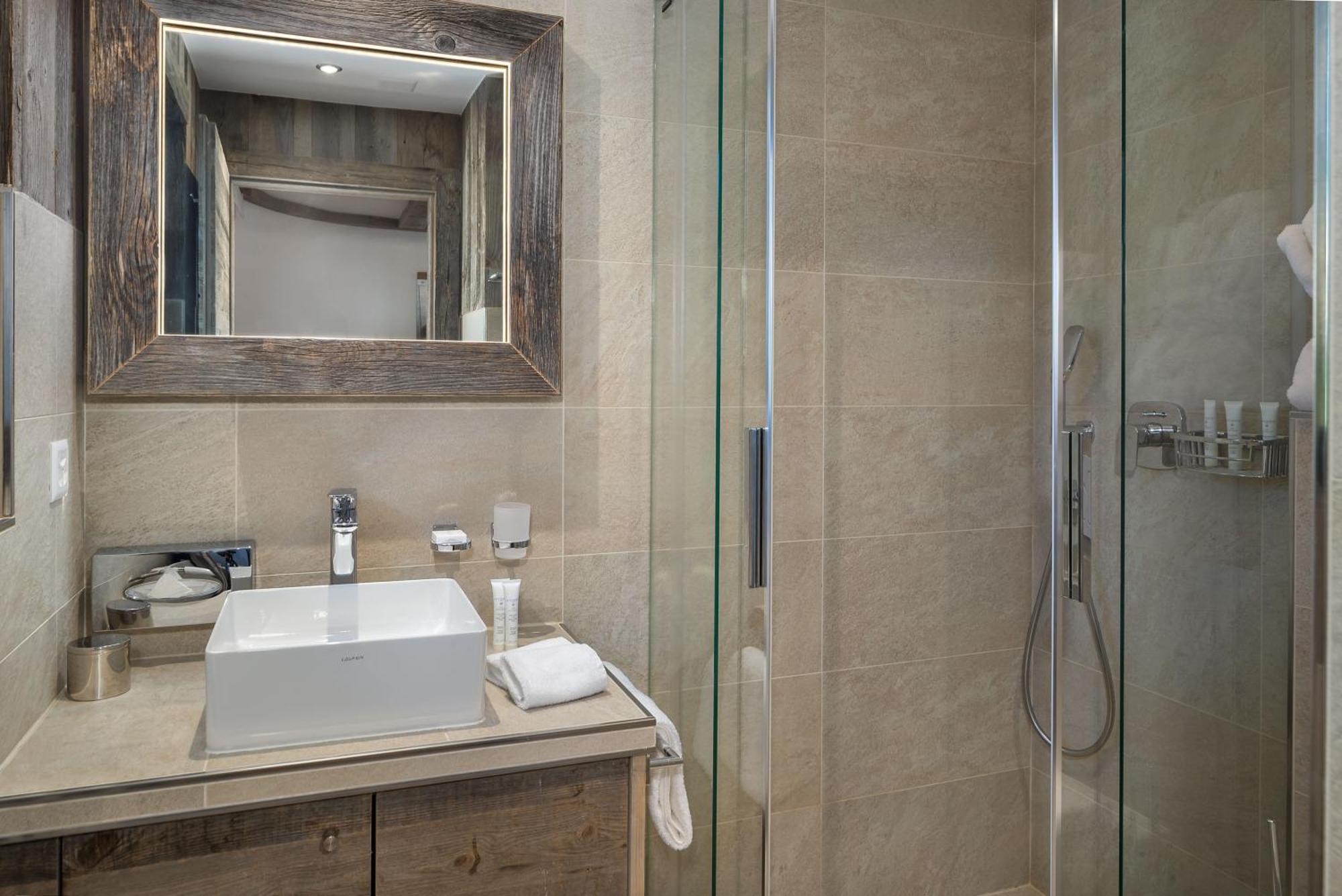 קראנס-מונטנה Aida Hotel & Spa - "Adults Only" Relais & Chateaux מראה חיצוני תמונה